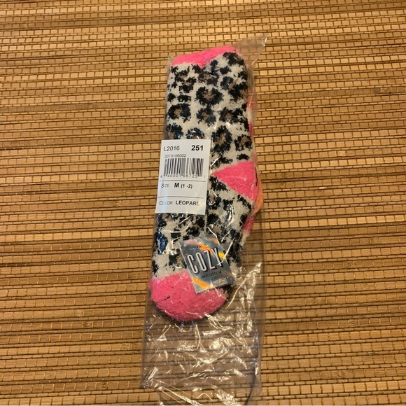 NWT Children’s Place cozy socks 2 pack set size 1-2 - Picture 4 of 7